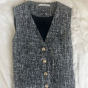 Abercrombie & Fitch Black and White Tweed Shell Top
